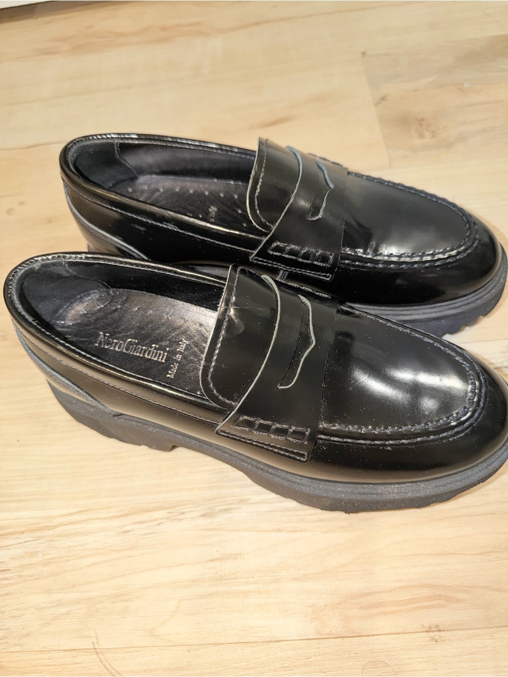 Nero Giardini Made in Italy Black Shiny Leather Platform Loafers, Sz 35